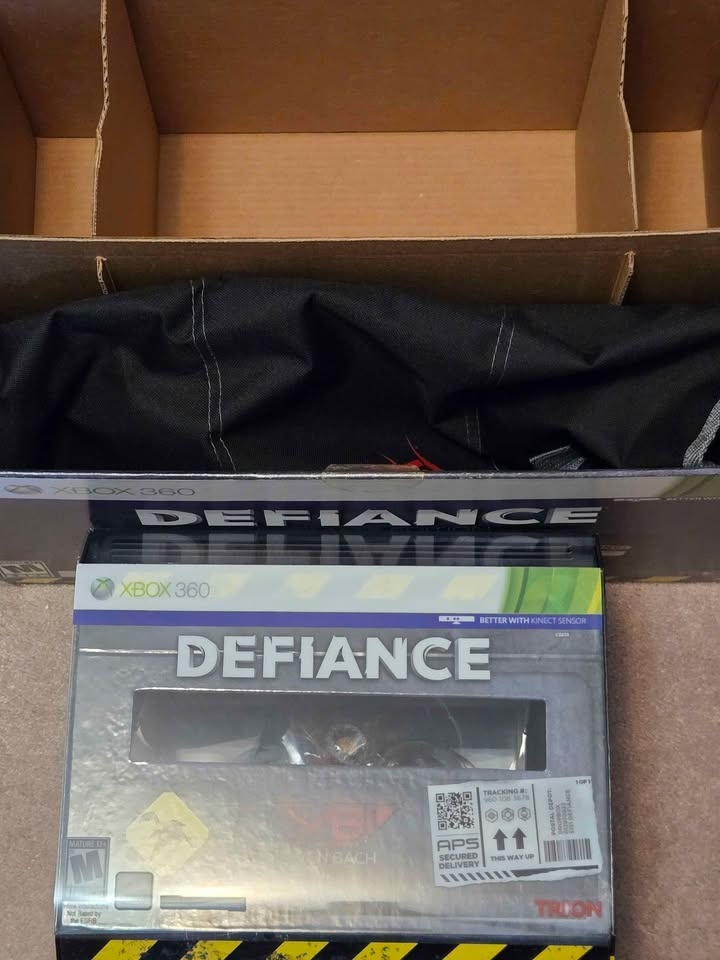 Defiance [Collector's Edition] Xbox 360 - photo 3