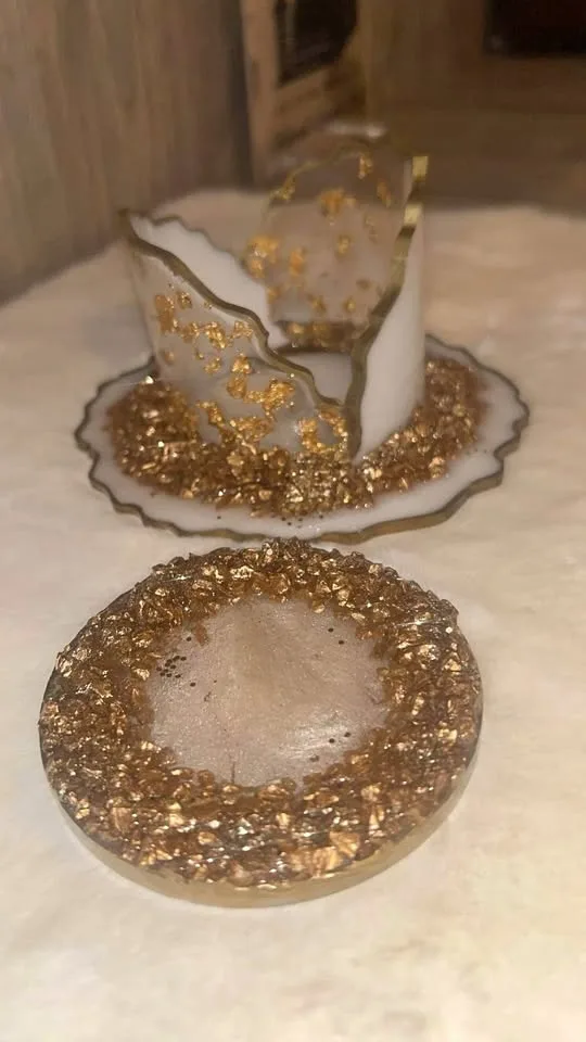 Handmade Islamic Resin Frame thumbnail