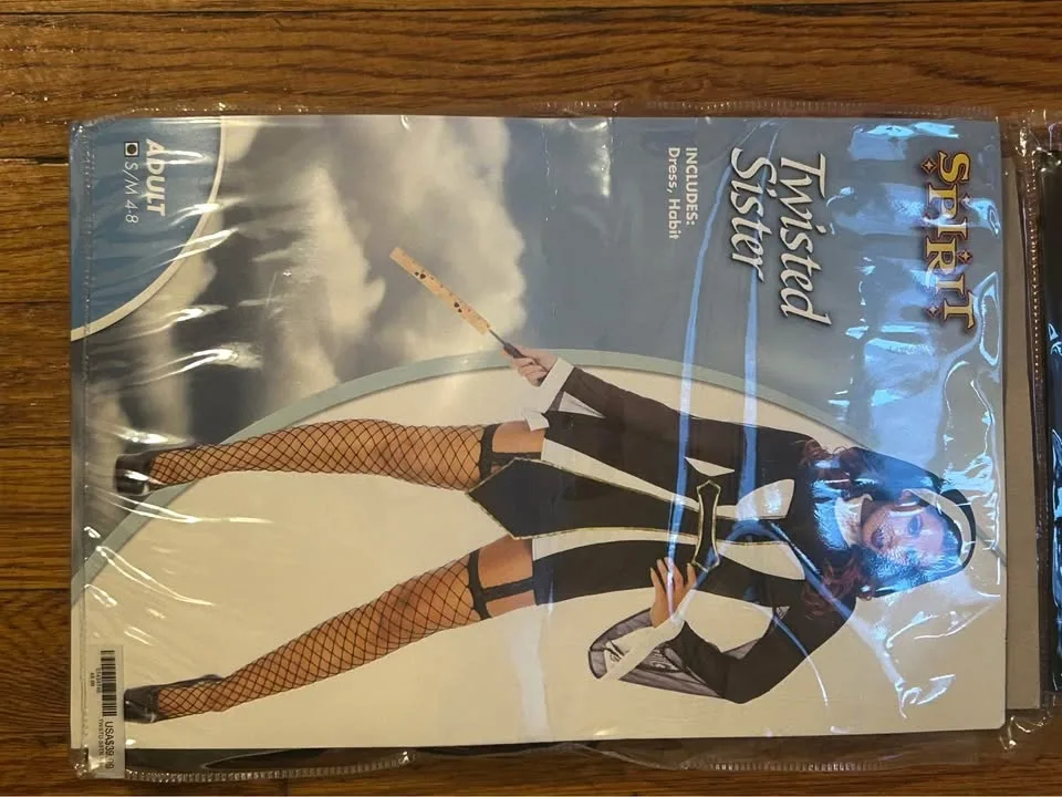 BIG SALE for Halloween costumes image indicator(2)