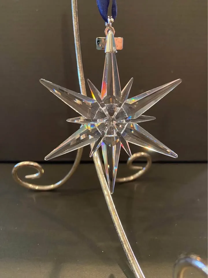 Swarovski Annual Christmas Ornament, 2005 image indicator(2)