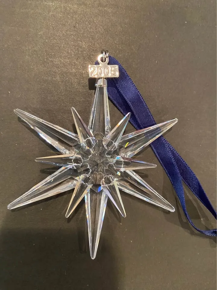 Swarovski Annual Christmas Ornament, 2005 image indicator(3)