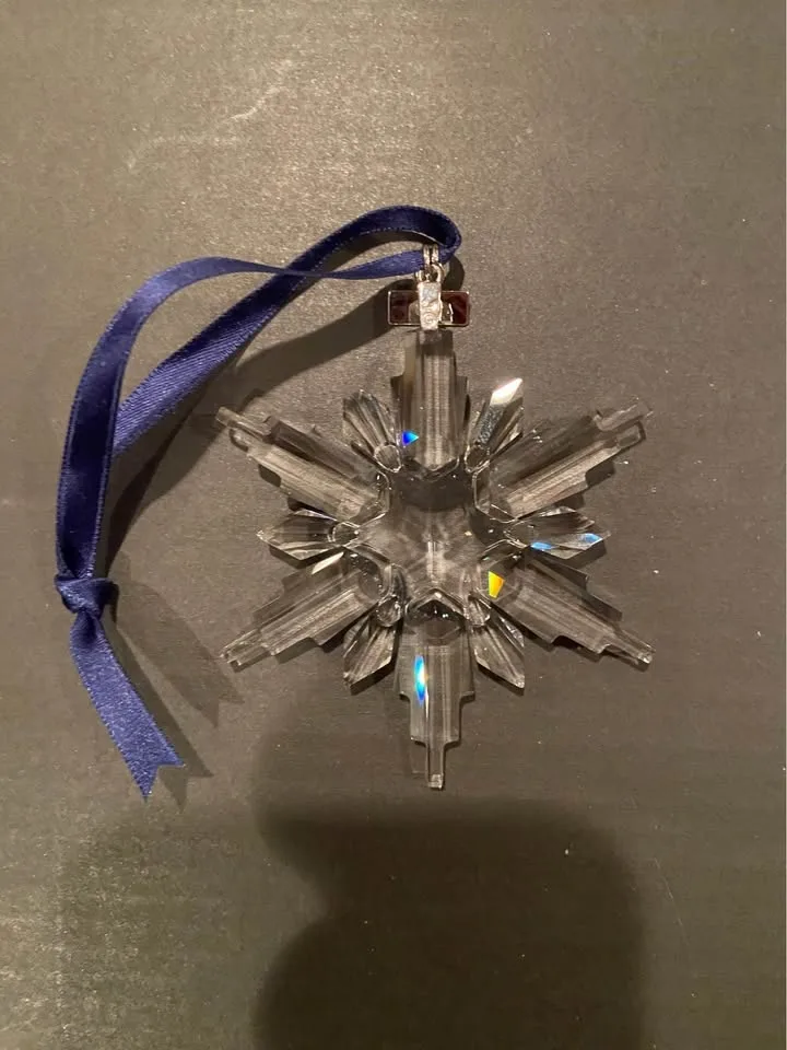 Swarovski Annual Christmas Ornament, 2006 image indicator(4)