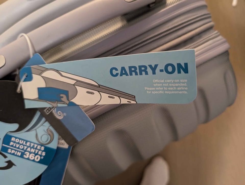 Hard Case Carry-on Suitcases (Set of 2) - photo 4