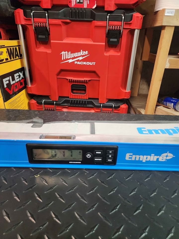 Empire digital lever with carrying case - photo 2