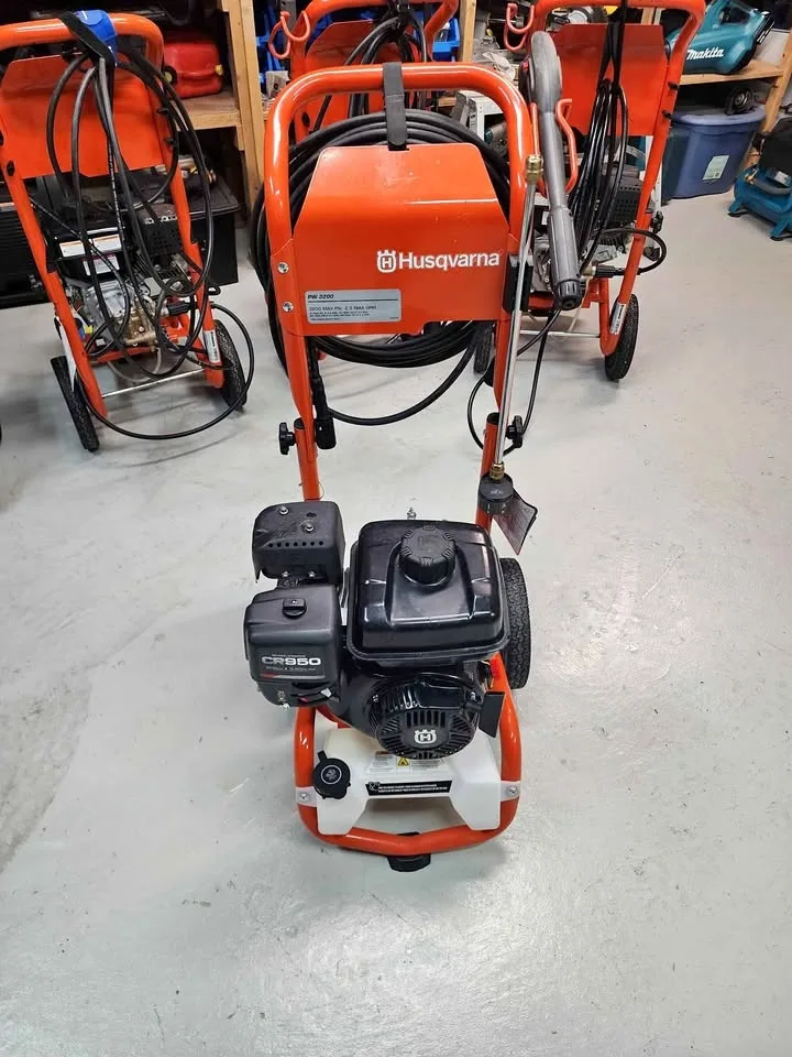 Husqvarna 3200psi power wash thumbnail