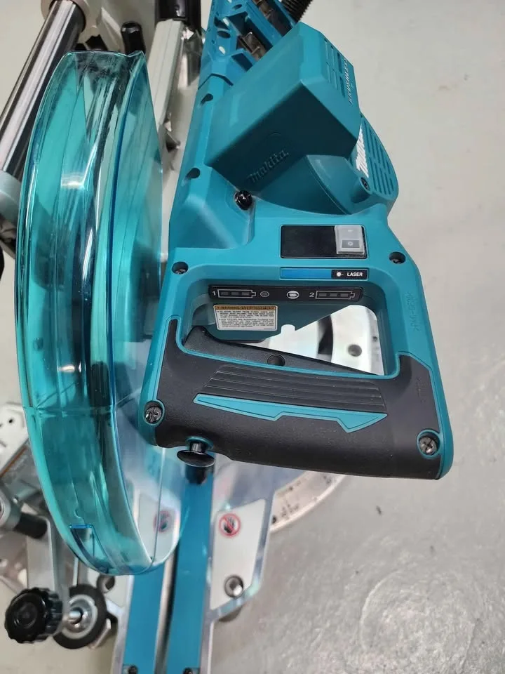 Makita cordless sliding mitersaw 12" image indicator(5)