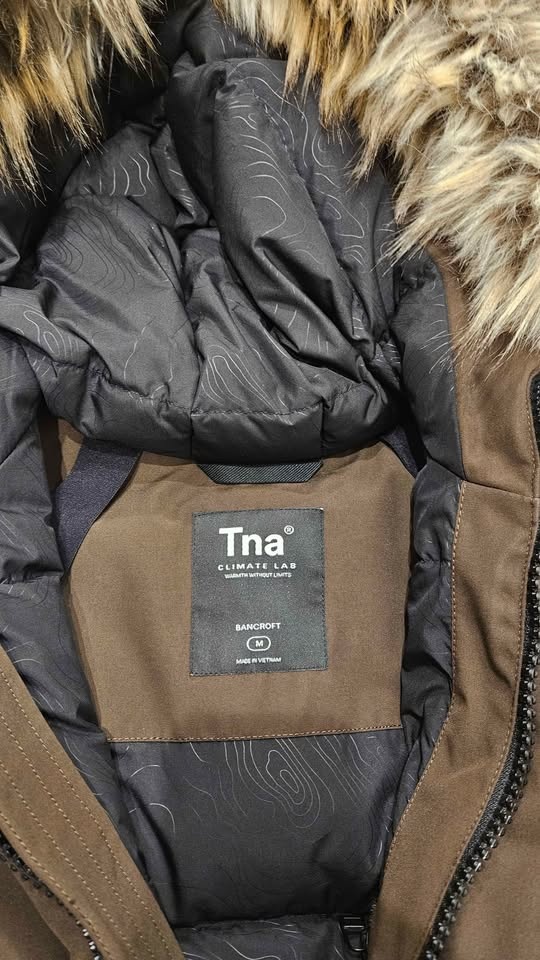 Aritzia Bancroft Parka - photo 2
