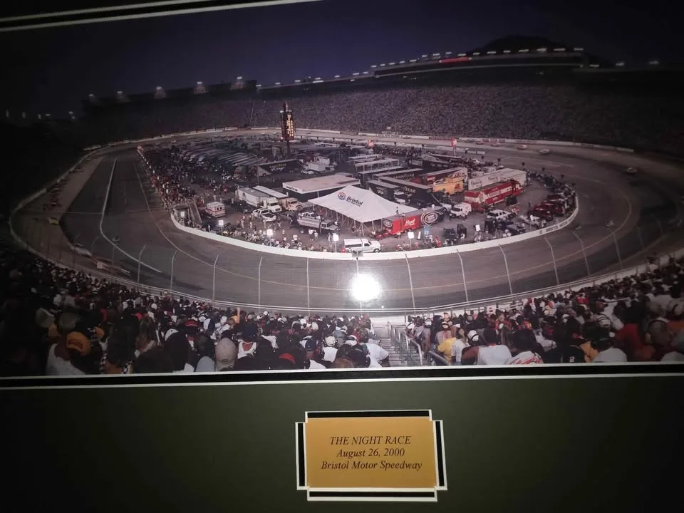 Bristol Motor Speedway: The Night Race image indicator(3)