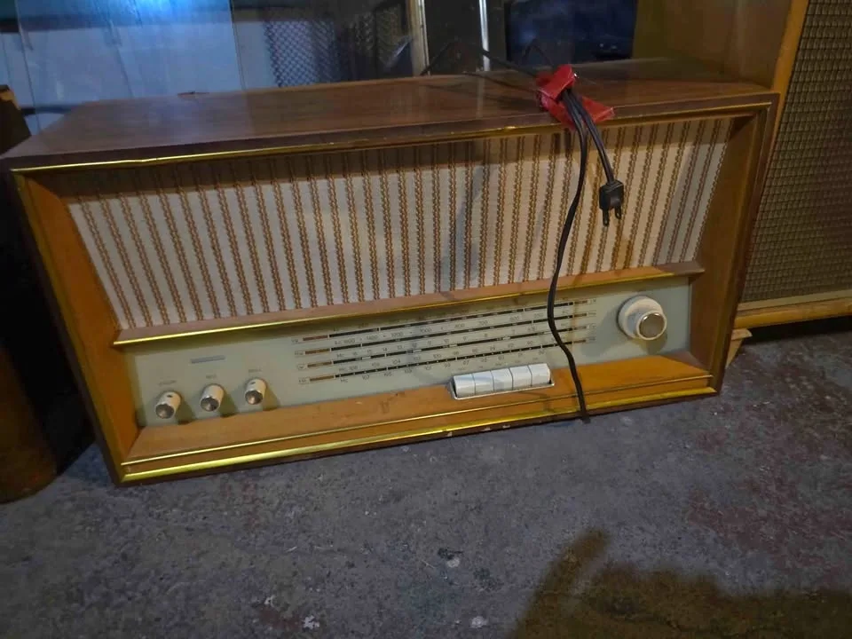Weimar 5140 A tube radio
