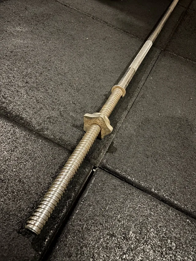 6’’ Barbell with Spin-lock collars