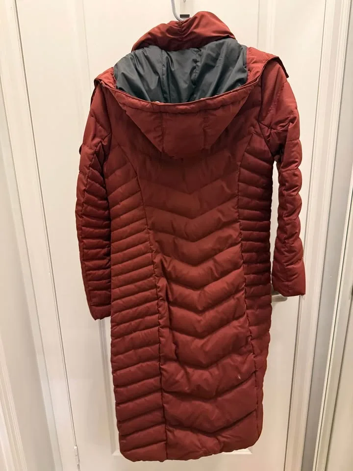 Eddie Bauer rust puffer coat image indicator(2)
