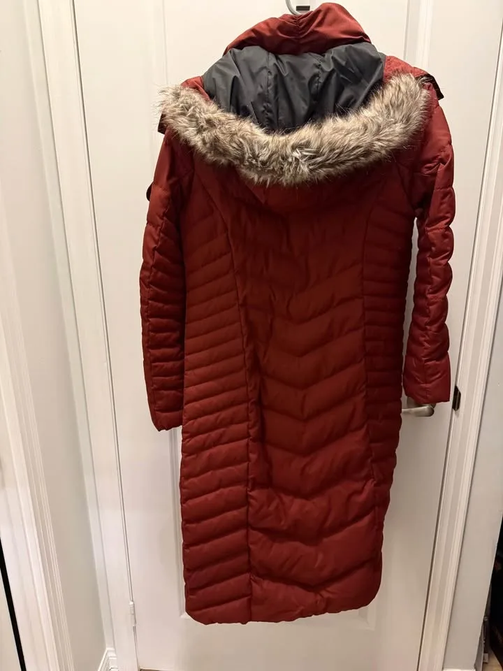 Eddie Bauer rust puffer coat image indicator(3)
