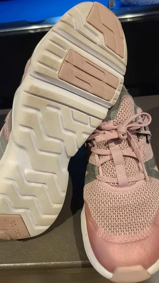 Girls Running Shoes image indicator(2)