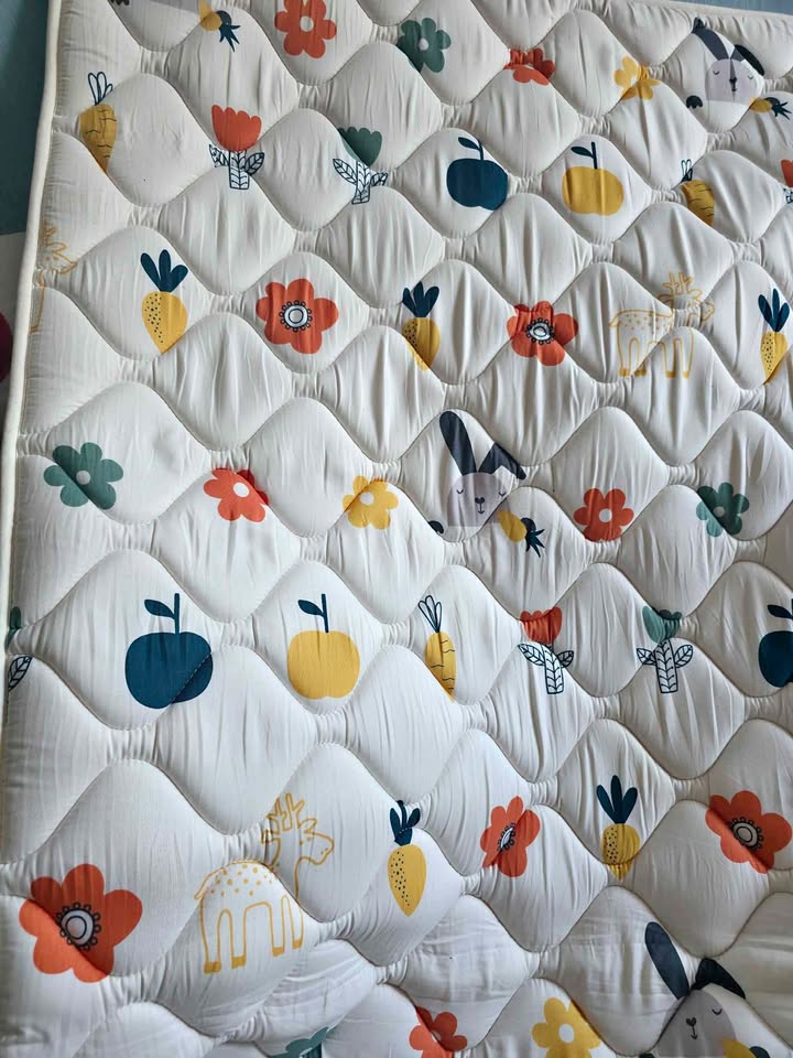 Baby floor mat