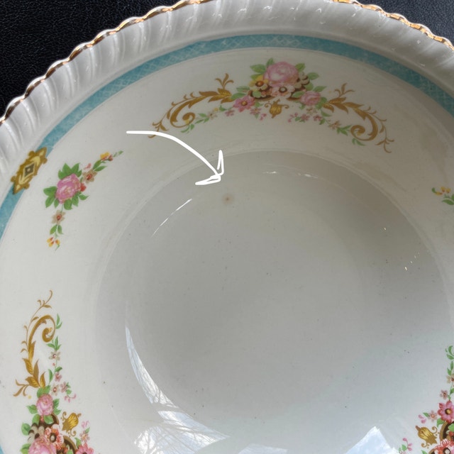 Vintage 1930s Johnson Bros. Floral Bowl - photo 3