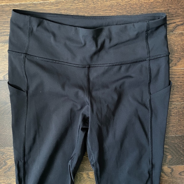 Lululemon Pace Rival Crop Black Leggings w/pockets- Size 6 - photo 3