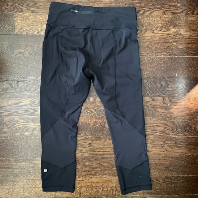 Lululemon Pace Rival Crop Black Leggings w/pockets- Size 6 - photo 4