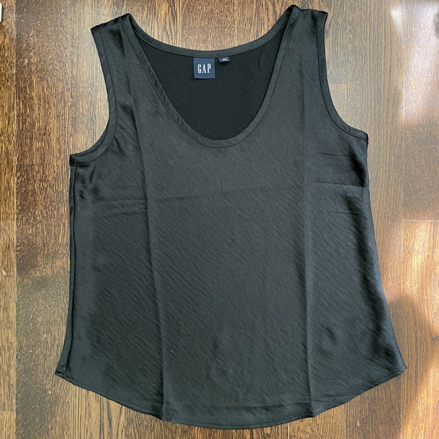 Satin Gap Scoopneck Tank Top-NEW (no tag) Small