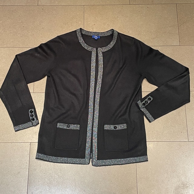 Gorgeous Black Tabi Cardigan w/ silver trim-Size Small