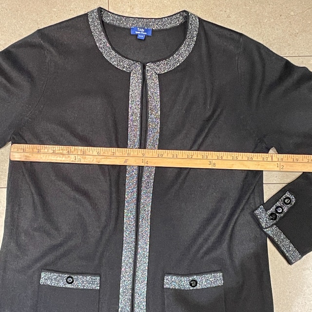 Gorgeous Black Tabi Cardigan w/ silver trim-Size Small - photo 3