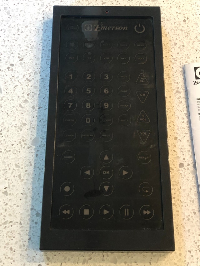 Emerson Jumbo Universal Remote Control - photo 3