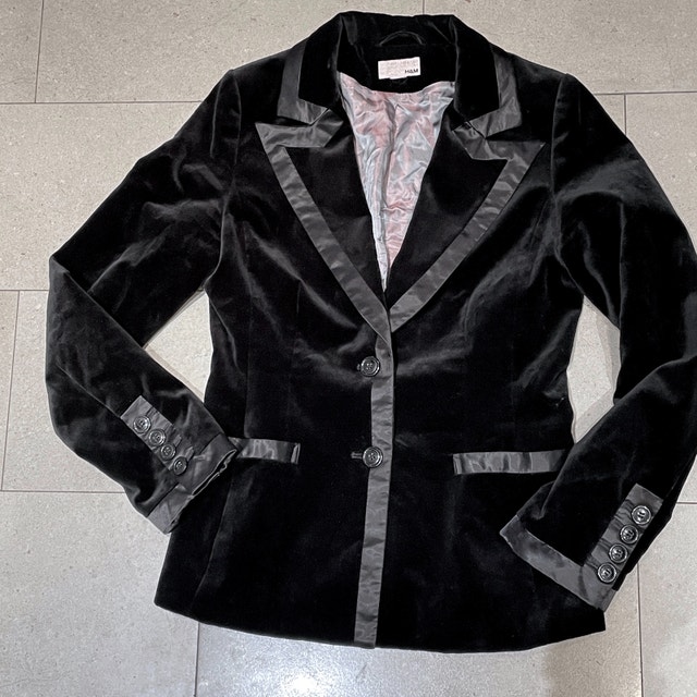 Gorgeous Black Velvet Tuxedo style blazer - XS - photo 2