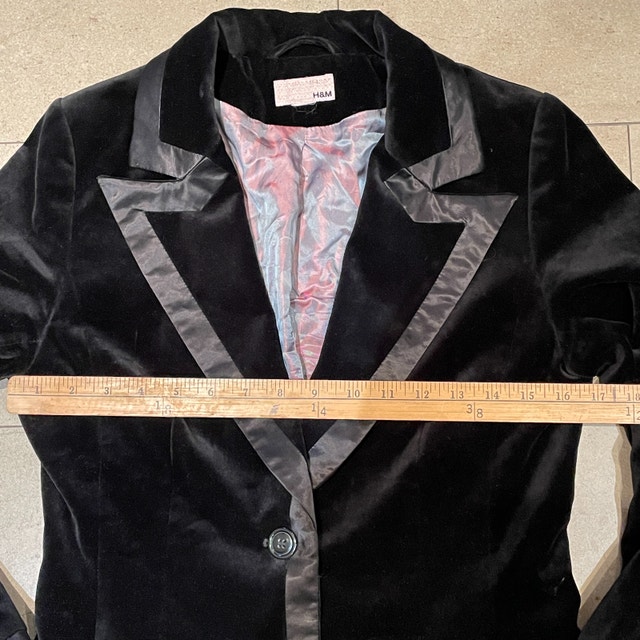 Gorgeous Black Velvet Tuxedo style blazer - XS - photo 3
