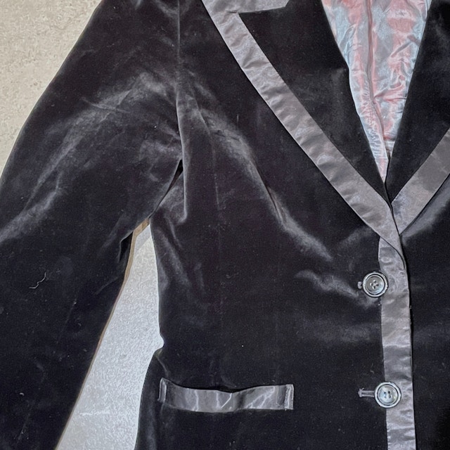 Gorgeous Black Velvet Tuxedo style blazer - XS - photo 4