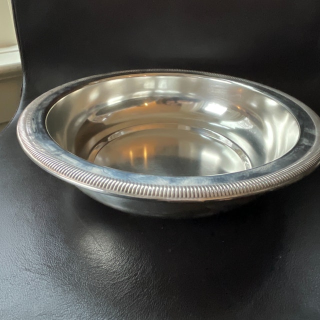 Vintage Large Silver plated Bowl - Wm.A. Rogers