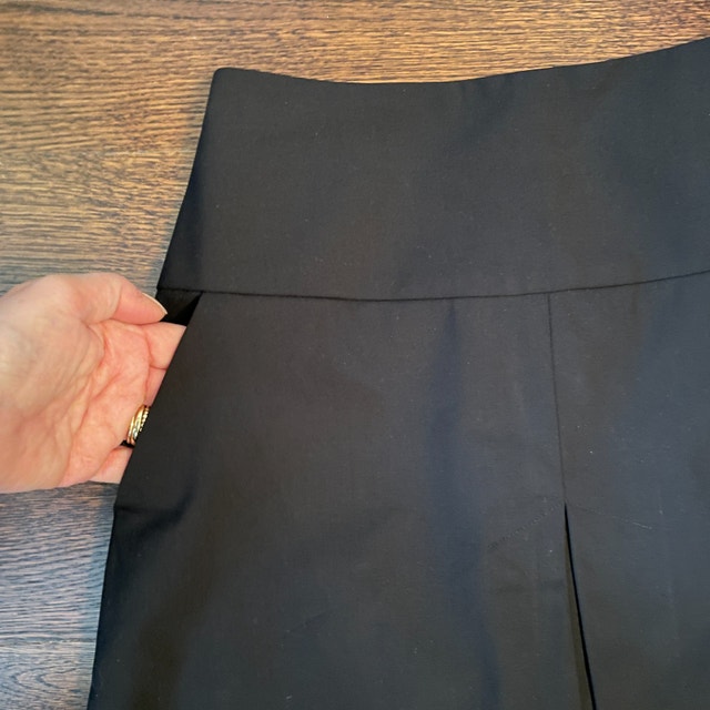 Coach Black Wool Blend Front Pleat Mini Skirt-slit pockets-00 - photo 5