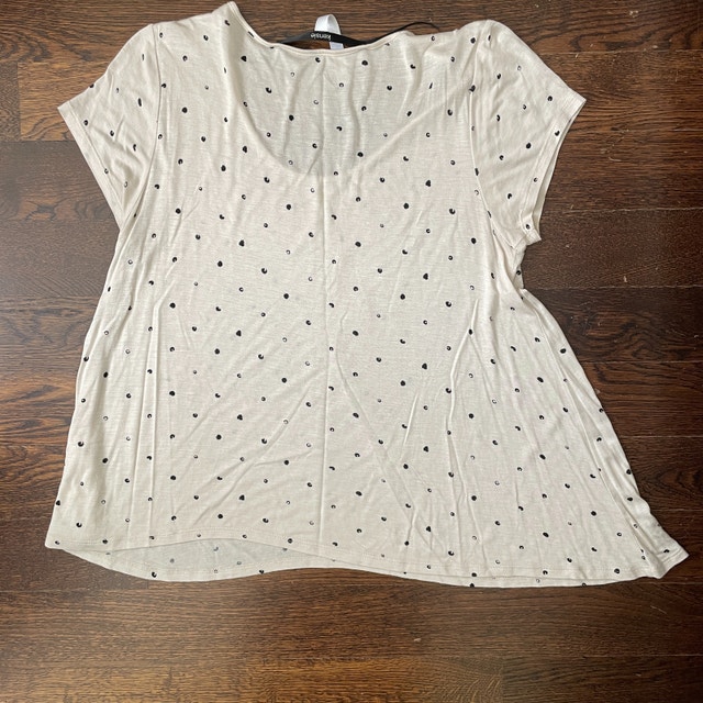 NEW Kensie Cream/Black Asymmetrical polka dot Tshirt-Large - photo 3
