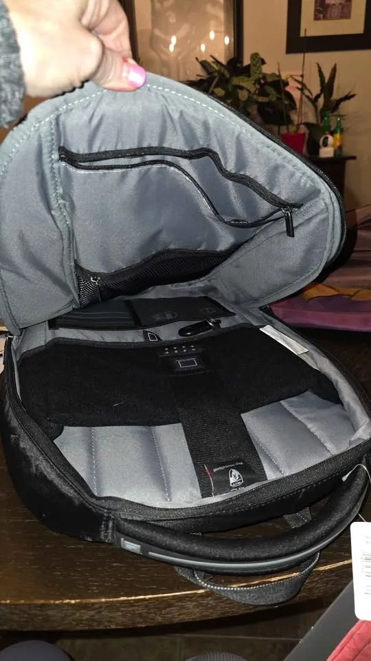 Heys new techpac model 05 bag NEVER USED TAGS $40 image indicator(6)