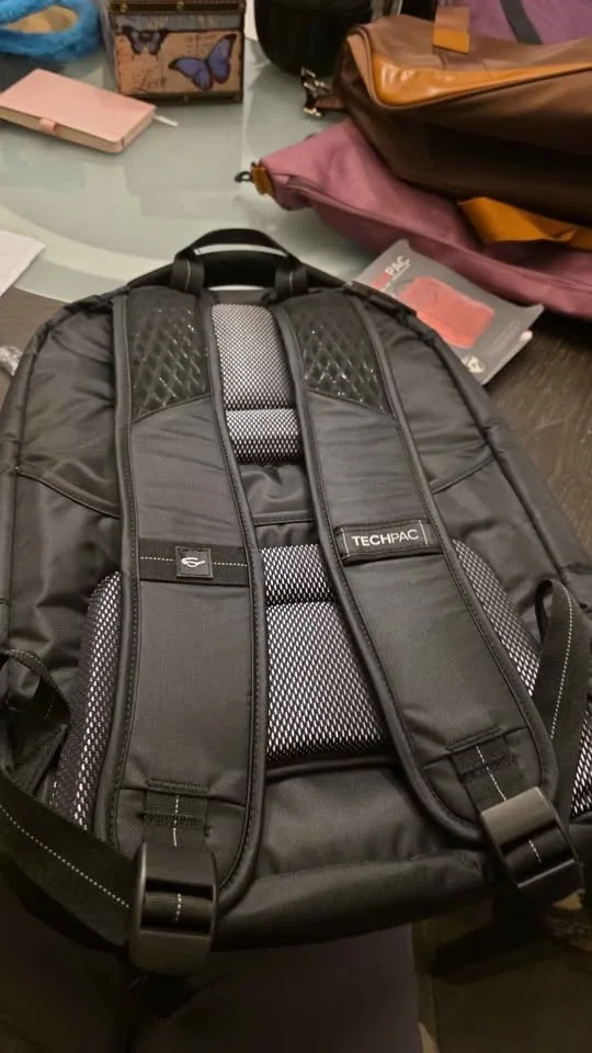 Heys new techpac model 05 bag NEVER USED TAGS $40 image indicator(7)