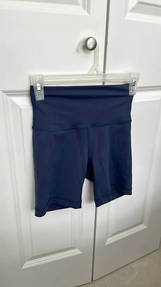 Lululemon navy shorts size 4