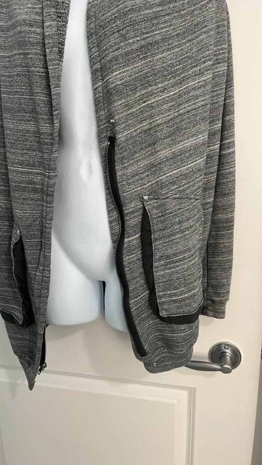 TNA sweater size xs - photo 3