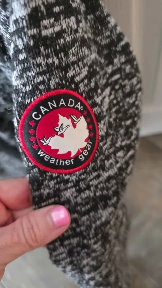 Ladies M Canada Weather gear full zip Sweater fleece lined  supe image indicator(6)