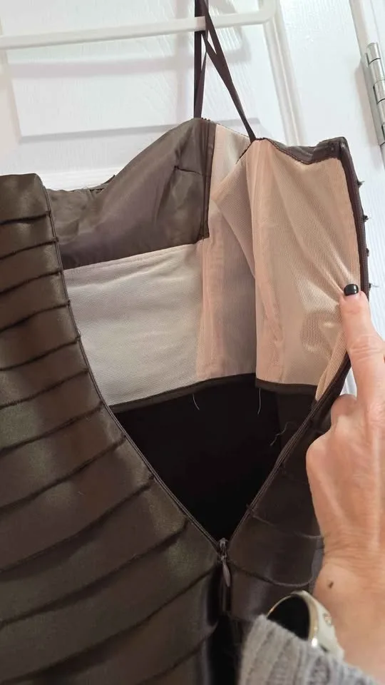 Women's BCBG Maxazris sz 10 designer strapless dress- form fitti image indicator(6)