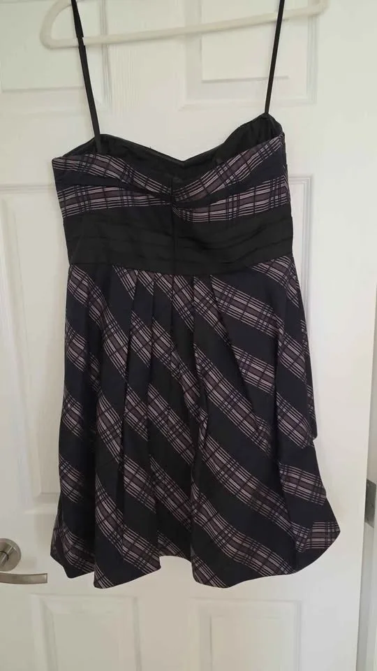 Sz 10 BCBG MAXAZRIA strapless dress new image indicator(3)