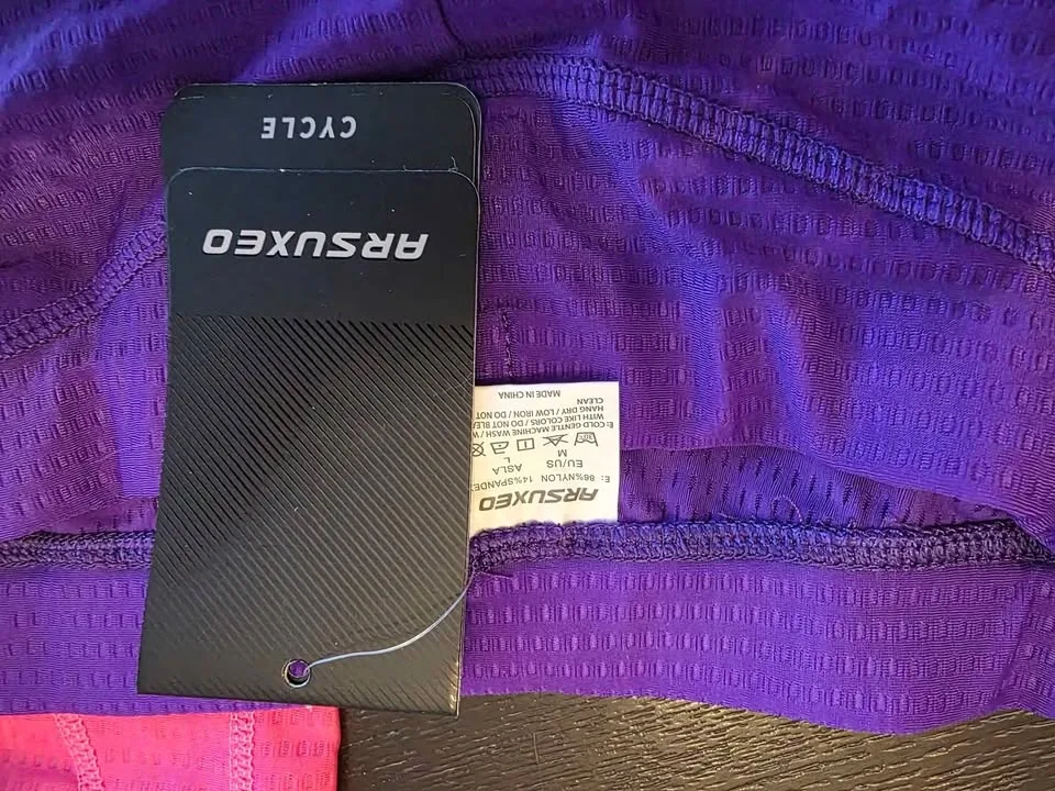 Women's sx med padded cycling shorts new 1 still has tags $10 ea image indicator(2)