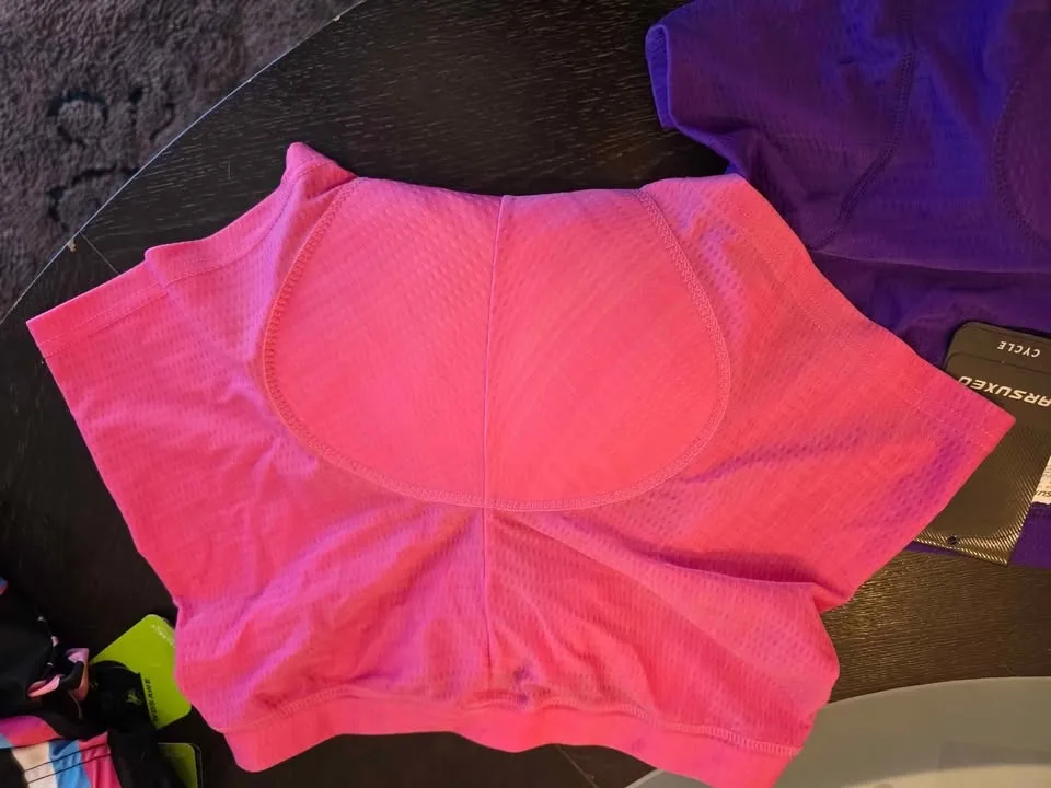 Women's sx med padded cycling shorts new 1 still has tags $10 ea image indicator(4)