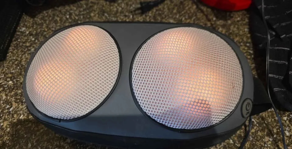 2-Sonic comfort massages with heat one for back , one for neck image indicator(5)