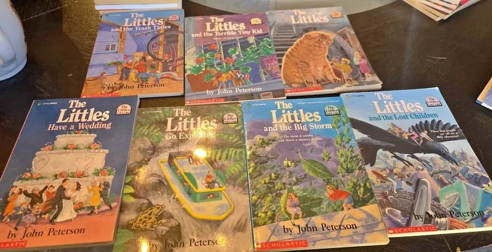 The littles 7 young adult books in great condition Never read thumbnail
