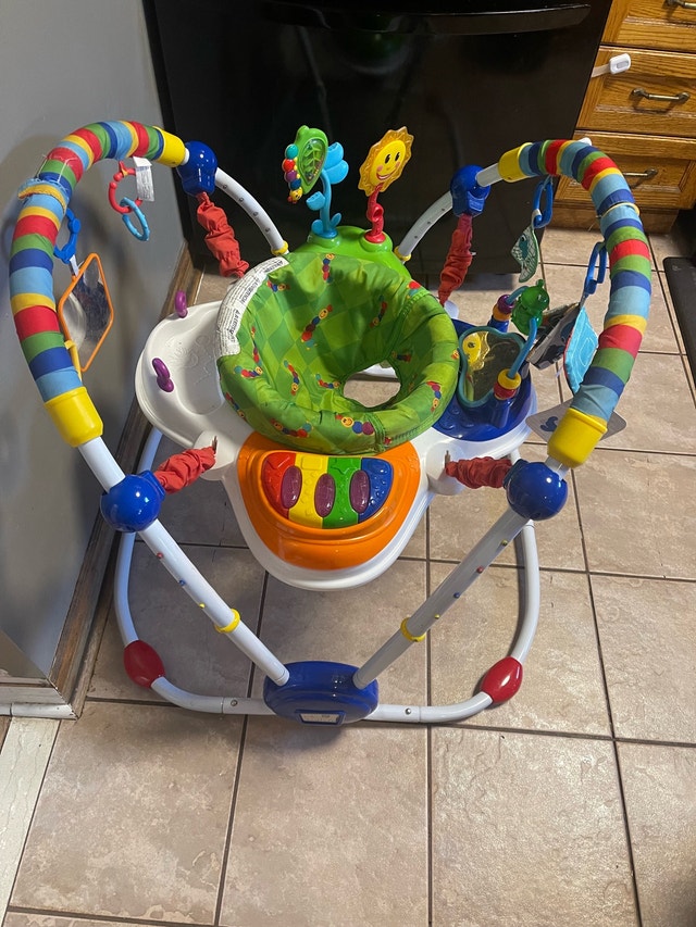 Used Baby Einstein Jumper - photo 2