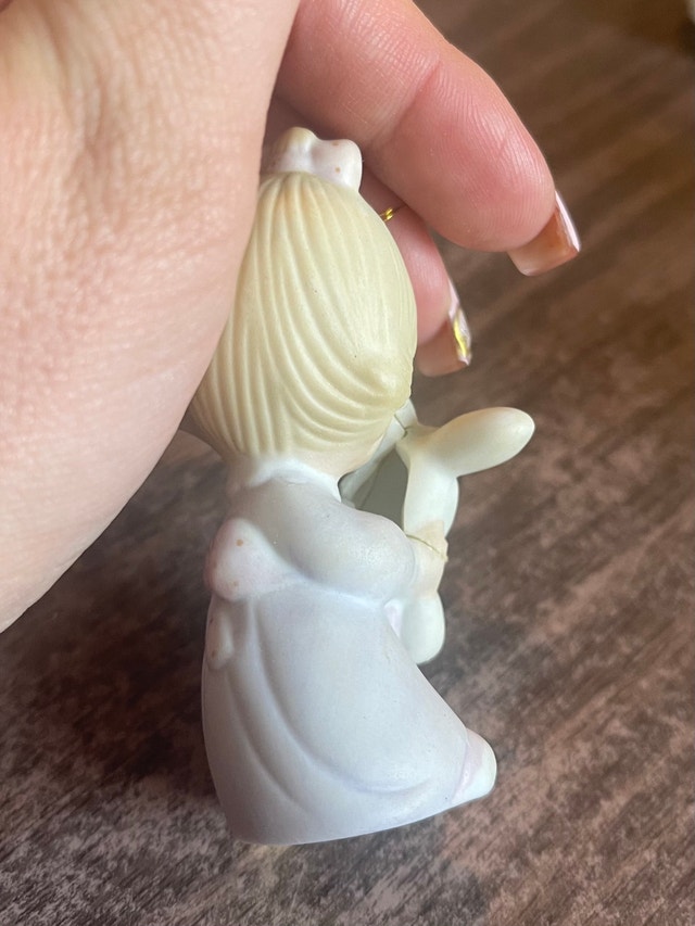 Presious Moments “Baby’s First Christmas” Ornament - photo 2