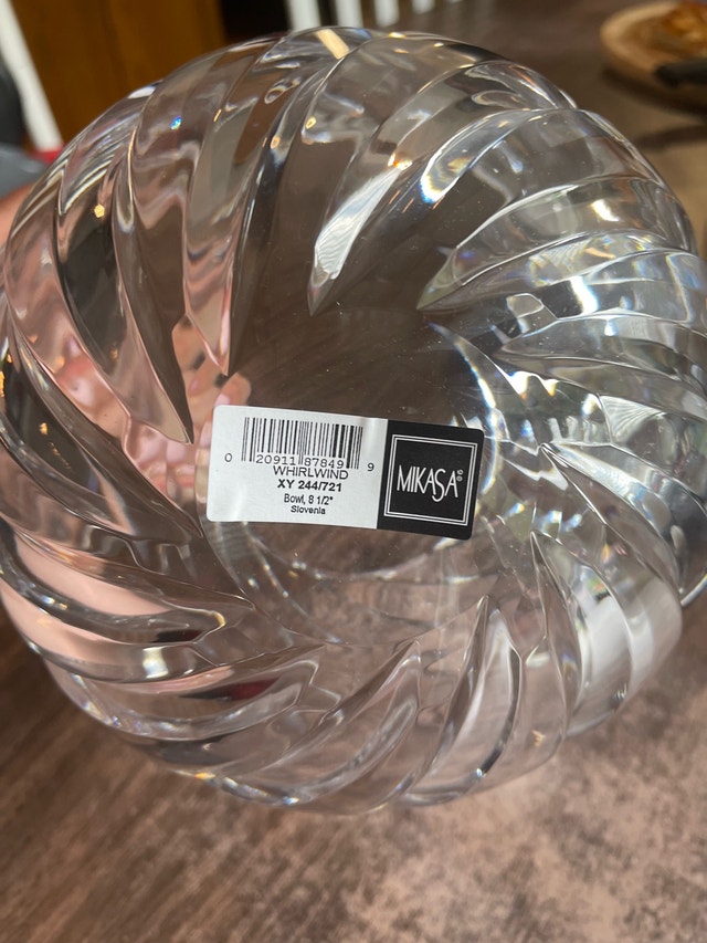 Mikasa Whirlwind Crystal Bowl 8 1/2" - photo 2