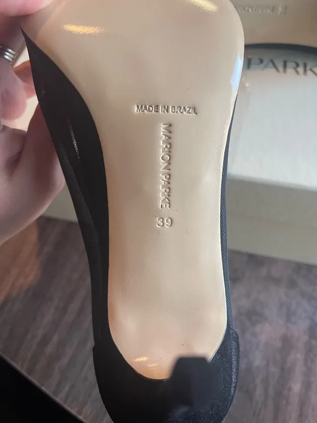 Brand New Marion Parke Black Mesh Pumps image indicator(3)