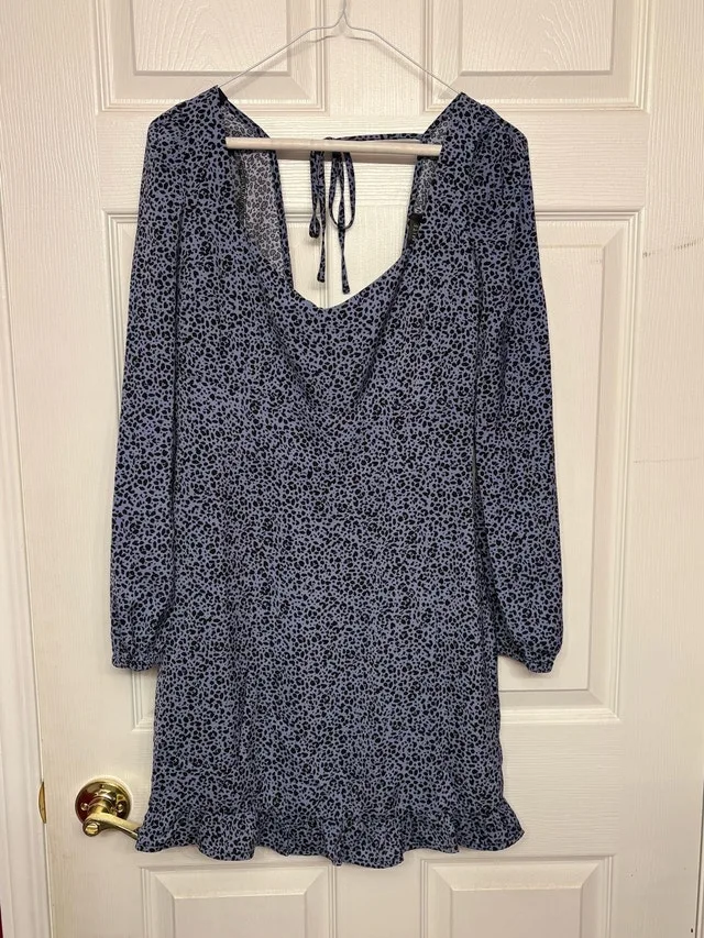 DYNAMITE Blue leopard dress print image indicator(5)