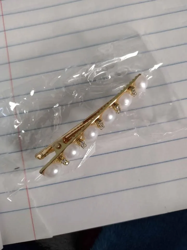 Gold hair clip image indicator(3)