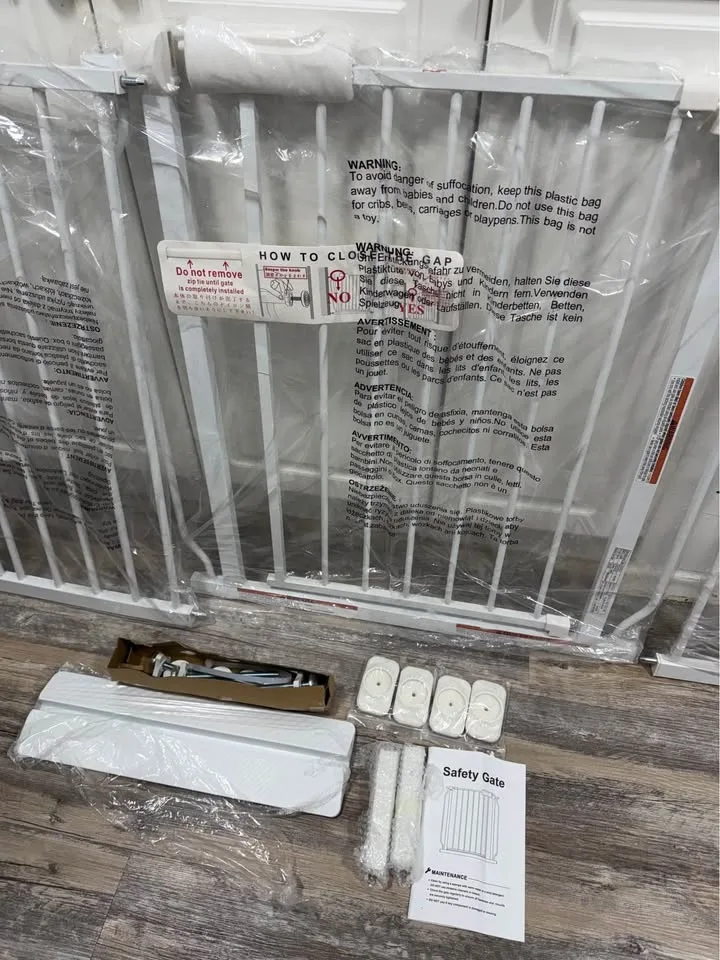 hBaby Gate Extra Wide Pressure Mount 57.48-62.20in White image indicator(4)