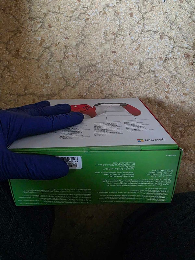 (New Factory Sealed) Xbox X/S Controller Sealed - photo 2